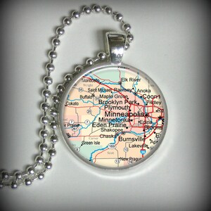 Minneapolis Minnesota Map Pendant in Silver, Road Map Pendant, City Pendant, Image Pendant (p172)