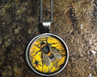 Bee Necklace, Bee Keeper Necklace, Bee Pendant, Bumble Bee Necklace, Bee Glass Pendant, Honey Bee Necklace P128