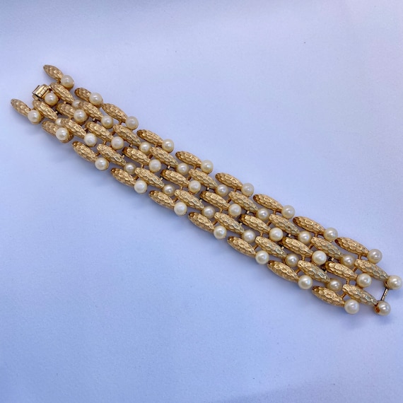 Vintage Trifari Faux Pearl and metal links wide B… - image 1