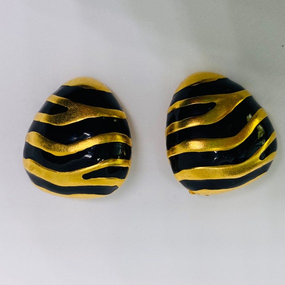 Gold and Black enamel Zebra Stripe triangular sha… - image 6