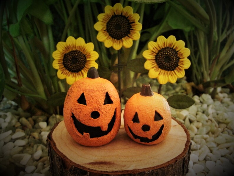 Dollhouse Halloween Fairy Garden Miniature Jack O Lantern LED Lights