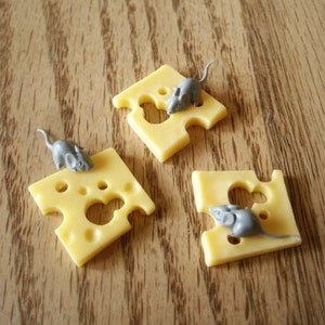 TWO Tiny Mice & TWO Slices of Cheese - Set of Four Pieces - Fairy Garden - Miniature Food - Accessory - Dollhouse - Figure - Figurine