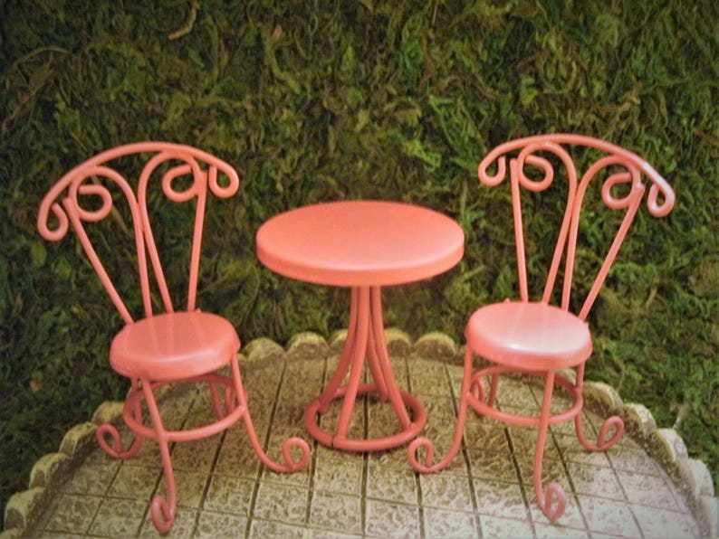 Miniature Dollhouse FAIRY GARDEN ~ TINY Orange Metal Bistro Table /& Chairs ~ NEW