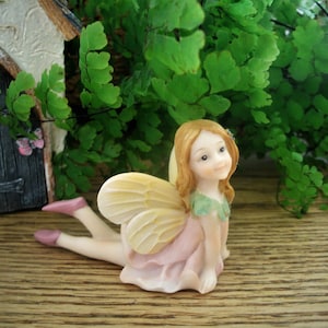 Fiona, fée des fleurs de 5 cm - Jardin féerique - Accessoires - Jardin miniature - Figurine - Déco - Décoration - Fourniture