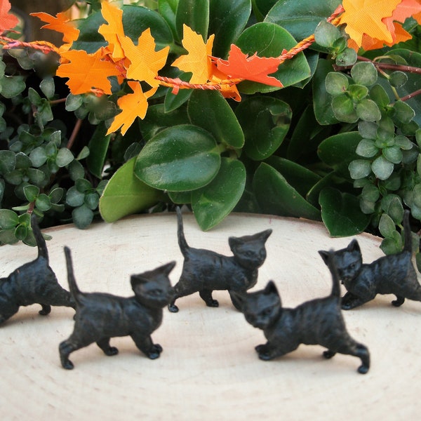 3/4" x 1" TINY Black Kittens - Set of 3 OR 6 - Halloween Black Cat - Fairy Garden - Craft Supply - Fall - Diorama - Dollhouse - Figurine