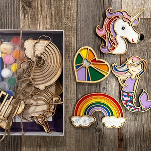 Kid&#39;s Stocking Stuffer party favor Unicorn Rainbow Mermaid Painting Kit, Kids Painting Kit, Party Craft for Everyone, DIY for Kids and teens