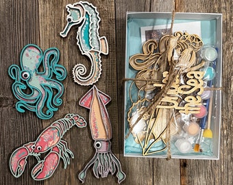 Kid's Stocking Stuffer party favor sea creatures paint kit, octopus giant squid seahorse lobster painting fun, kids painting diy, summer fun