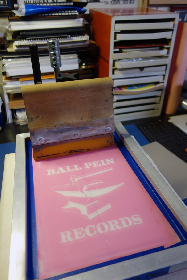 buy pre burned silk screens