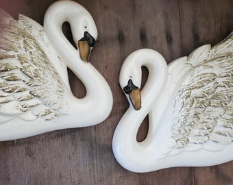 Vintage chalkware cottage core wall decor Swan pair retro decor kitschy miller studio 1960s bird decor metallic paint MCM bathroom decor