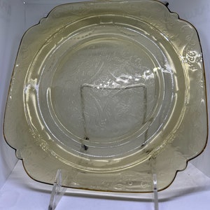4 Amber Madrid 9” Plates