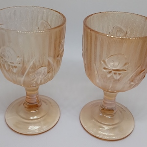 2 Marigold Iris & Herringbone 4&quot; Wine Goblet