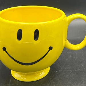 Smiley Face Mug