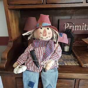 Primitive Fall Halloween scarecrow doll, scarecrow doll primitive doll,primitive fall, farmhouse fall, scarecrow, doll,fall decor, folk art