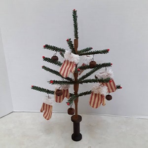 Primitive Faux German Single Feather Tree With Rusty Star and Faux ...