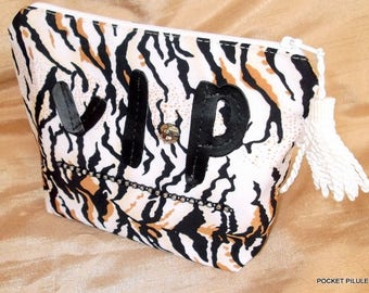 Trousse à maquillage" V.I.P " tissu tigré,model unique