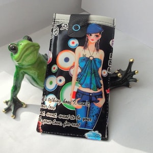 Telefoonhoesje "Collection girls"imitatieleer zwart en blauw
