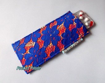 étui à pilule "Tropical"dentelle bleu,tissu orange