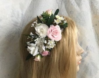 Adorable  Roses, White blooms Bridal Hair Comb, wedding, Birthday Gift, Sweet 16, Prom