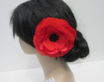 Sale, Large and Beautiful Red Poppy Hair Clip or Dress Pin.