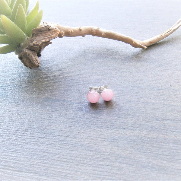 925 silver stud earrings with pink chalcedony, pink gemstone earrings, round natural stone earrings