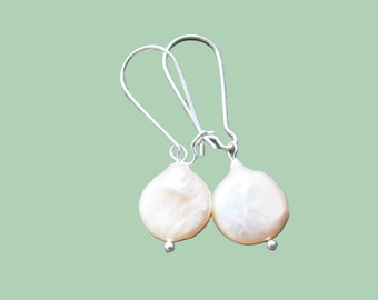 White baroque pearl earrings silver, real freshwater pearls, stainless steel earrings, bridal earrings white