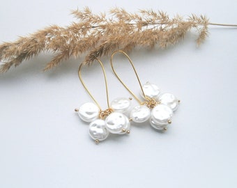 White baroque pearl earrings, cultured pearl earrings white, gold-plated pearl earrings