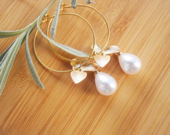 Gold-plated hoop earrings with white shell core beads, pearl earrings with orchid flowers, hanging earrings