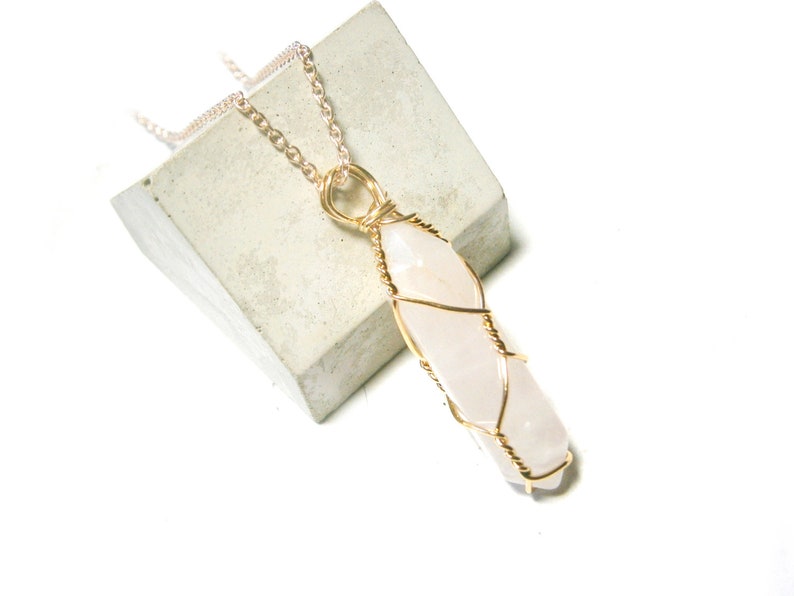 Chain necklace rose quartz pendant rose gold gilded