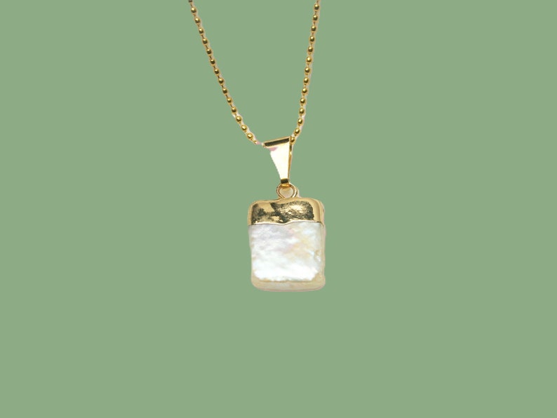 White mother-of-pearl necklace gold-plated, chain with white mother-of-pearl pendant diamond, real mother-of-pearl necklace Rechteck