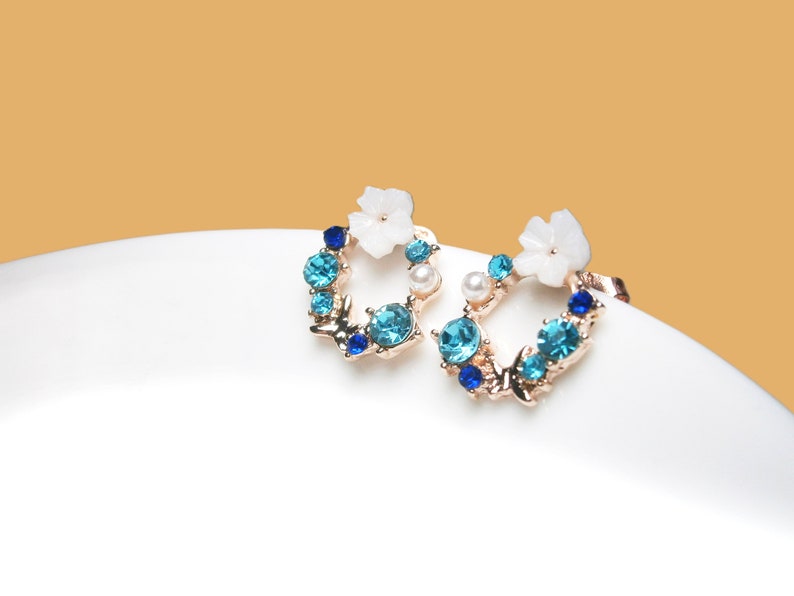 Earrings circle rose gold plated with white flower and blue zirconia, ear studs silver 925, sterling silver plug image 2