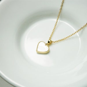 Mother of pearl heart necklace gold plated, chain with white and gold heart pendant, mother of pearl necklace image 2