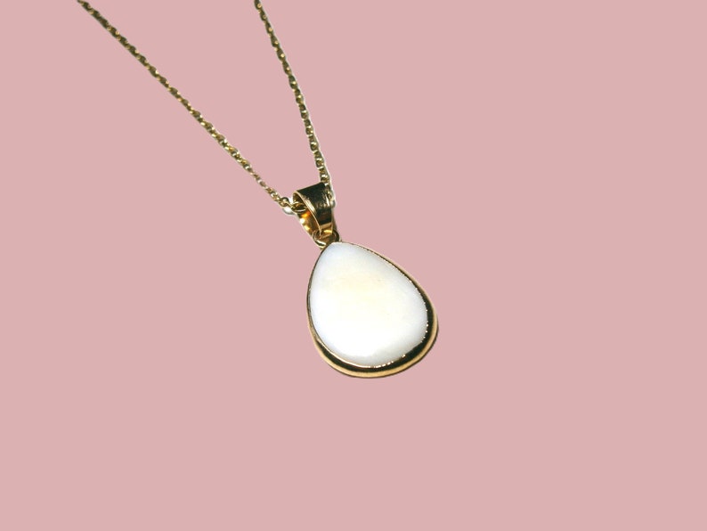 White mother-of-pearl necklace, gold-plated necklace with teardrop-shaped mother-of-pearl pendant, mother-of-pearl necklace image 2