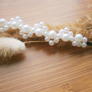 Pinza para el cabello con perlas blancas: Pinza para el cabello chapada en oro con perlas de imitación, pinza para el cabello, broche para el cabello, accesorio para el cabello de novia