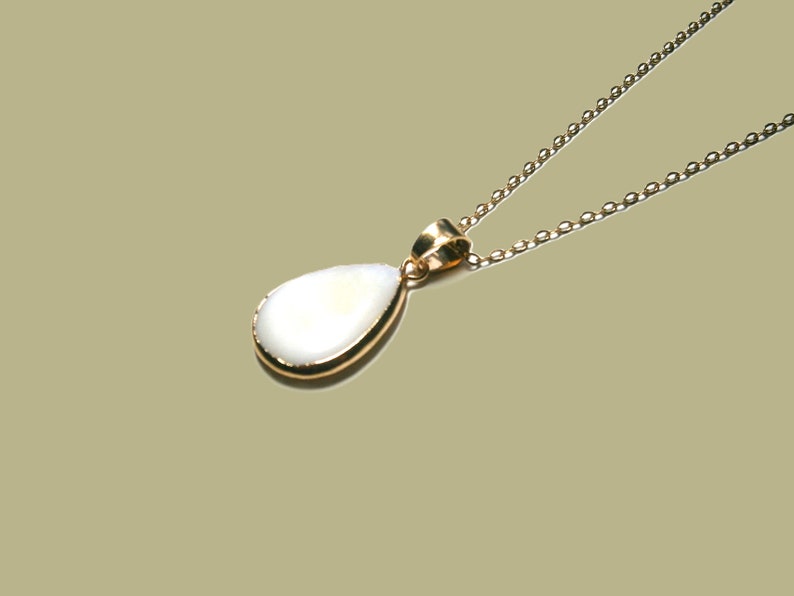 White mother-of-pearl necklace, gold-plated necklace with teardrop-shaped mother-of-pearl pendant, mother-of-pearl necklace image 3