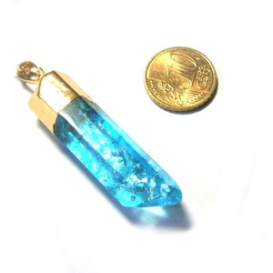Hellblaue Kristallkette, Halskette gold vergoldet, Kette mit blauem Kristall Anhänger, blaue Natursteinkette Bild 3