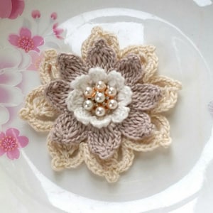 Larger Crochet Flower in 3 inches YH-266-04