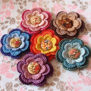 8 Crochet Flowers With Button In Multicolor YH-146-01 image 5