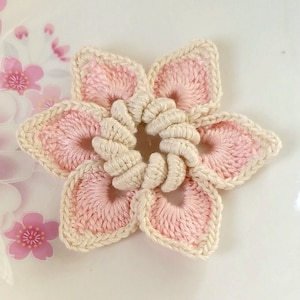 Larger Crochet Flower in 2-3/4  inches YH-290-06
