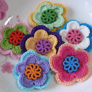 8 Crochet Flowers With Button In Multicolor YH-146-01 image 3