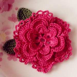 Crochet Flower With Leaves In 3-1/4 inches YH-099-09