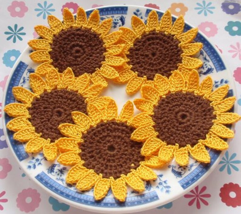 5 Crochet Sunflowers in Glod and Brown YH016 Etsy
