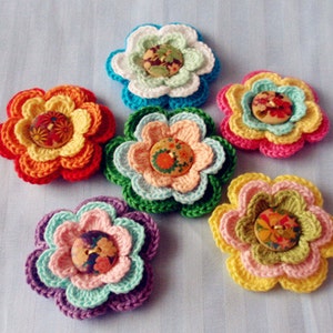 8 Crochet Flowers With Button In Multicolor YH-146-01 image 4