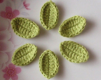 6 Crochet  Leaves In Lt Green YH-82-04