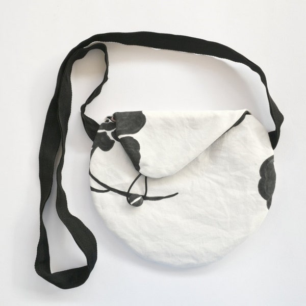 Black and white crossbody bag, messenger bag, small cross body bag, crossbody purse, modern white purse