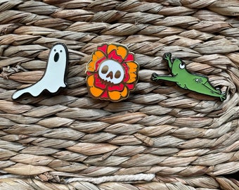 spooky pin set | halloween badges | lapel pin | hard enamel | spooky season pins | halloween pins | ghost | frog | flower | skull