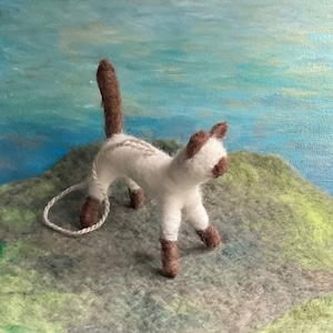 Brown Siamese Cat Ornament, Hand Felted Wool Cat Ornament, Cute Kitty Decoration, Wreath Decoration