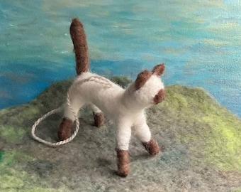 Brown Siamese Cat Ornament, Hand Felted Wool Cat Ornament, Cute Kitty Decoration, Wreath Decoration