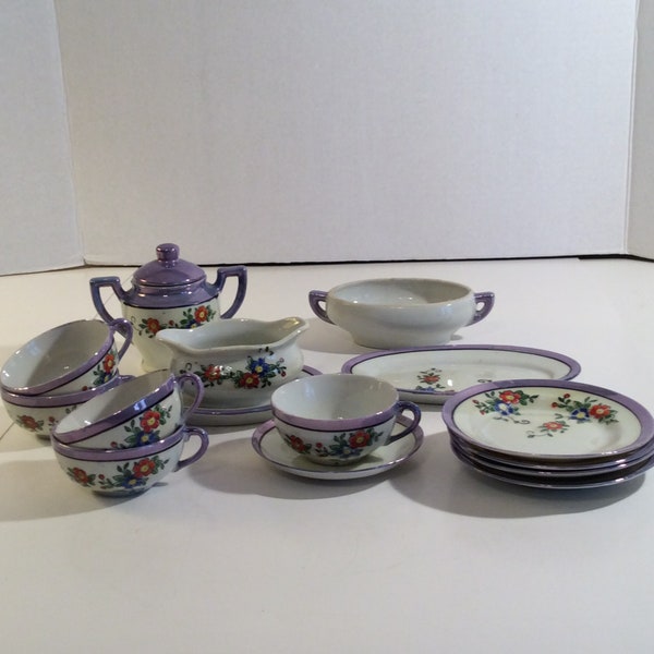 Lusterware Childs 14 Piece Tea Set  Vintage 1940s