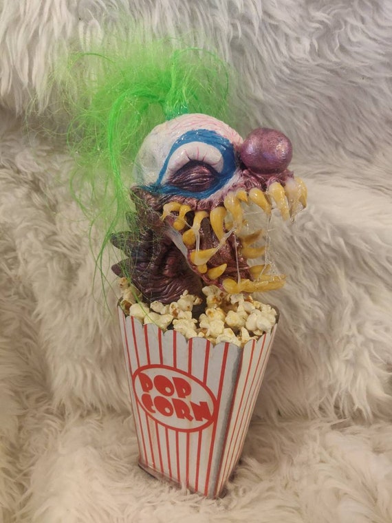 killer klowns from outer space popcorn