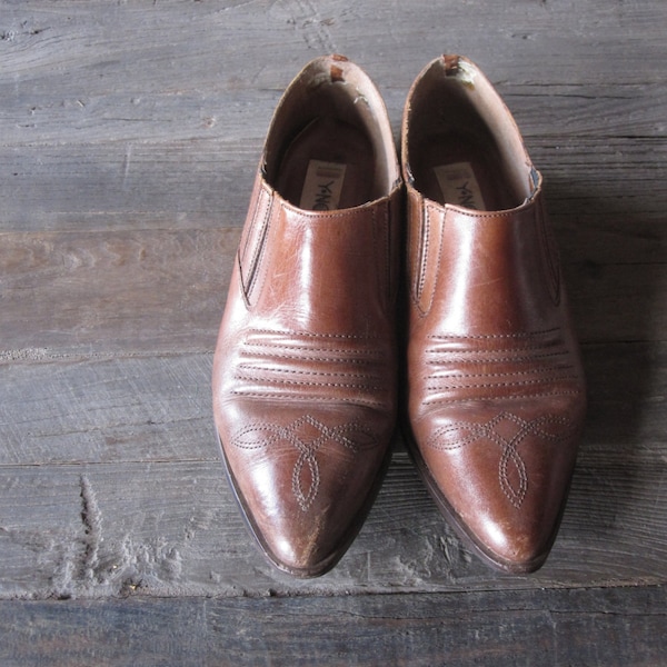 Vintage 1990s Ankle Western Shoes / Womens Size 7 Brown Leather Shoes